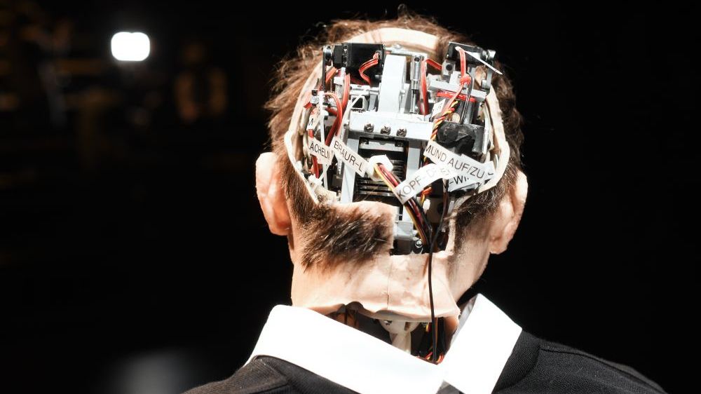 Uncanny Valley Des Rimini Protokolls Und Thomas Helle In Zurich L Szenik