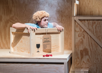 Junges-Theater_konrad_oder_das_kind_Opernhaus-Zurich_c_daniel-leliniger_szenik