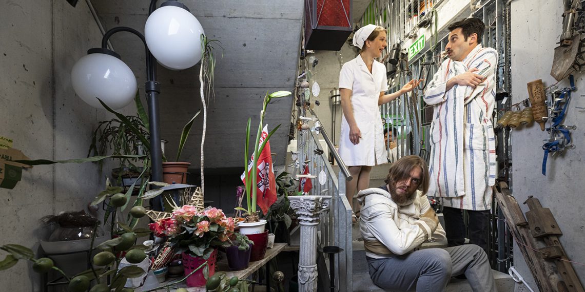 Theater_Einer flog uebers Kuckucksnest_Theater an der Effingerstrasse_Bern_szenik