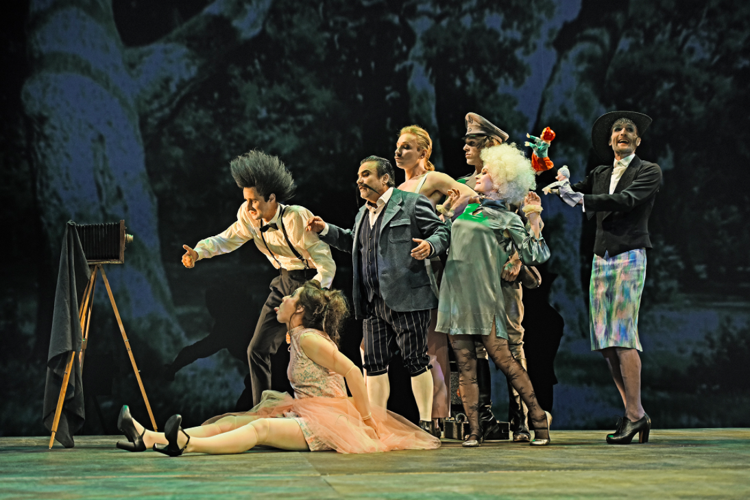Theater_Geschichten aus dem Wiener Wald_Staatstheater Mainz_szenik_c_Andreas Etter