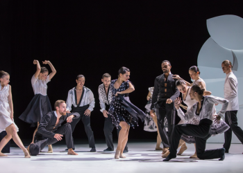 190927_Tanz_Carmen maquia_c_gregory batardon_luzerner theater_szenik