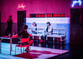 191010_Theatre_On-sen-va-c-Magda-Hueckel_Filature Mulhouse_szenik