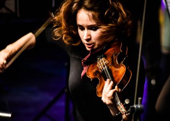 191018_Klassik_Camerata Bern Patricia Kopatchinskaja_Dampfzenrale Bern_szenik