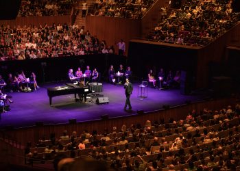 Konzert_Nick-Cave_credit_Daniel-Boud_Festspielhaus-Baden-Baden_BOZAR-Bruxelles