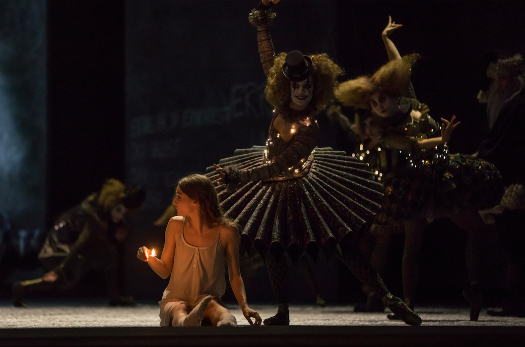 191011_Tanz_Das MADCHEN MIT DEN SCHWEFELHOLZERN_C_GREGORY BATARDON_OPERNHAUS ZURICH_BALLETT_SZENIK