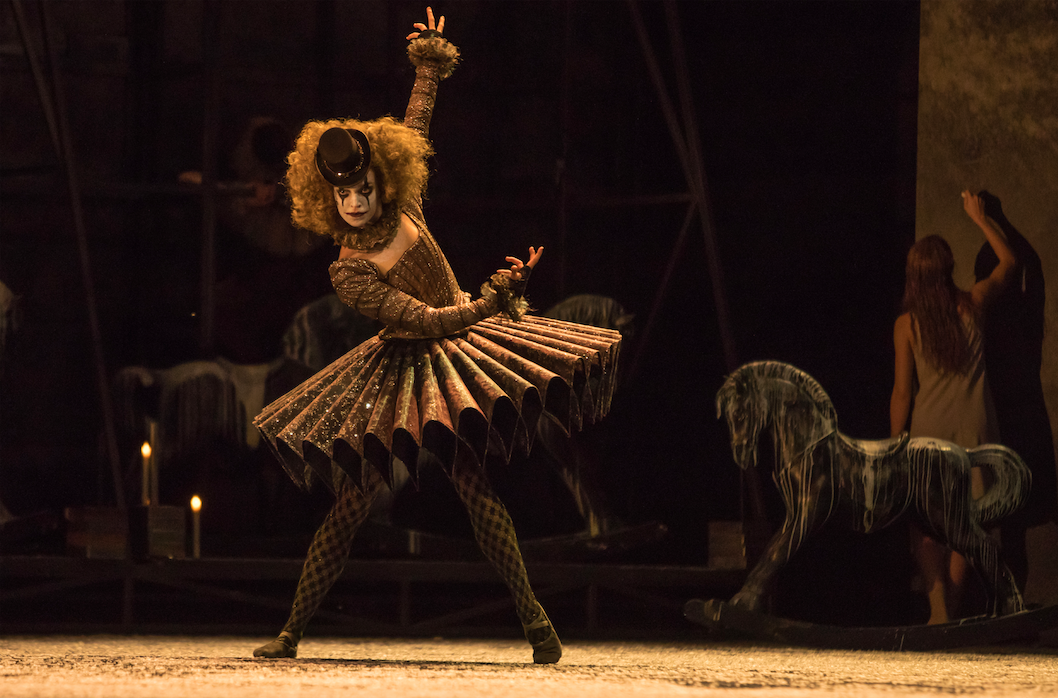191011_Tanz_Das MADCHEN MIT DEN SCHWEFELHOLZERN_C_GREGORY BATARDON_OPERNHAUS ZURICH_BALLETT_SZENIK