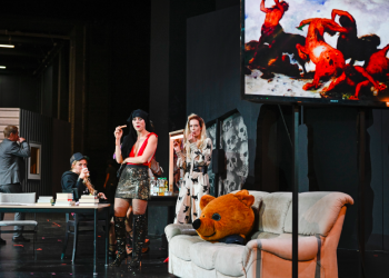 1911019_THEATER_WUT_JELINEK_THEATER FREIBURG_C_TANJA DORENDORF_T T FOTOGRAFIE_SZENIK