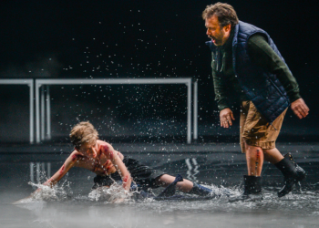 OPER_PETER GRIMES_NATIONALTHEATER MANNHEIM_C_Hans Jörg Michel_SZENIK