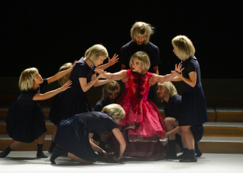 TANZ_DORIAN_NATIONALTHEATER MANNHEIM_C_Hans Jörg Michel_SZENIK