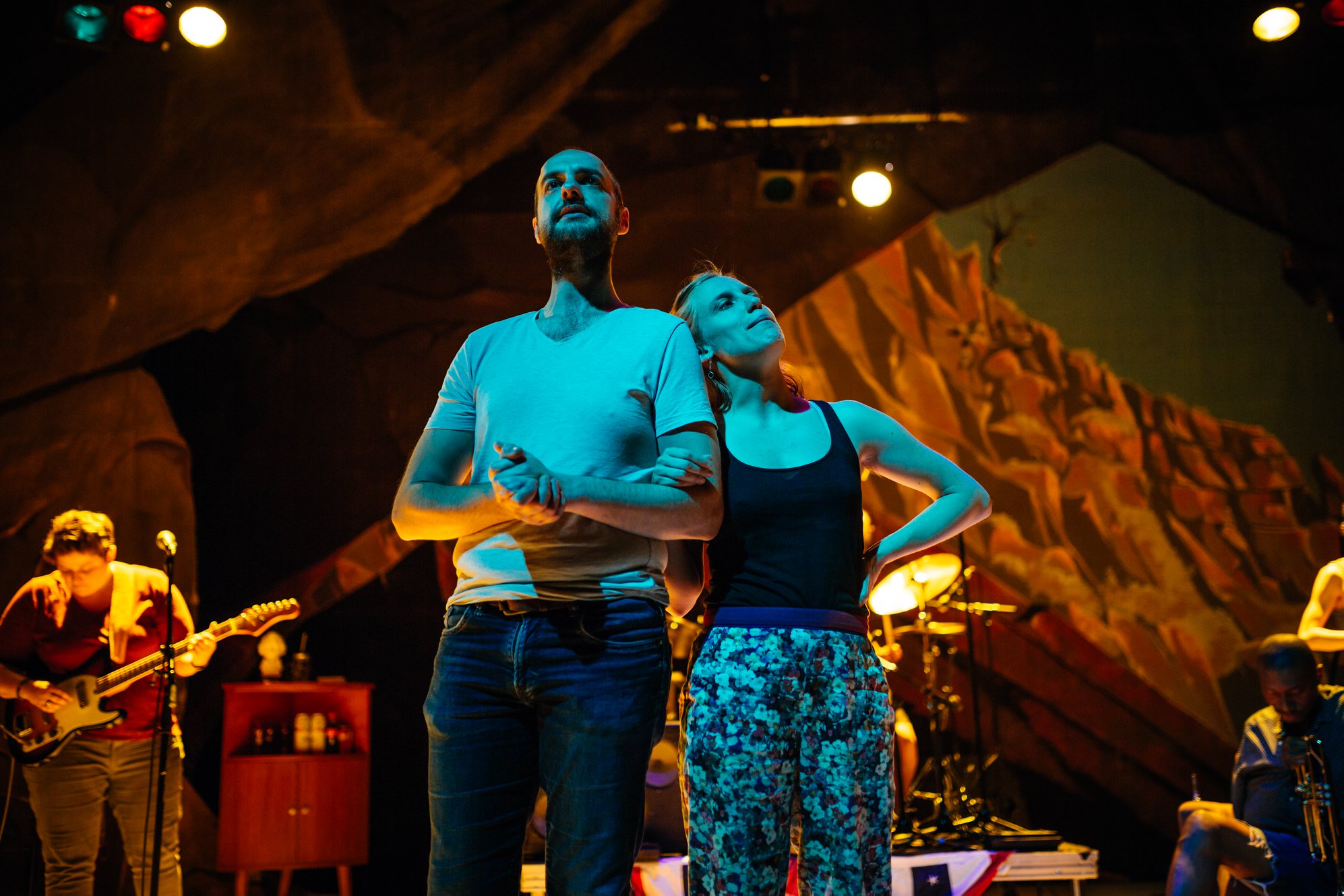 Theatre_Cosmik Debris (c) Agence Culturelle Grand Est - V. Muller_szenik-La Filature-Mulhouse
