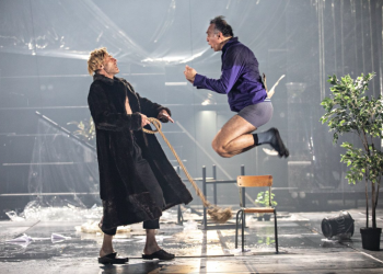 THEATRE_UN ENNEMI DU PEUPLE_TNS_STRASBOURG_THEATRES DE LA VILLE DE LUXEMBOURG_C_JEAN LOUIS FERNANDEZ_SZENIK