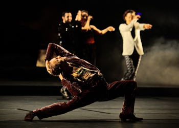 TANZ_TAMBORA_STAATSTHEATER MAINZ_C_ANDREAS ETTER_SZENIK
