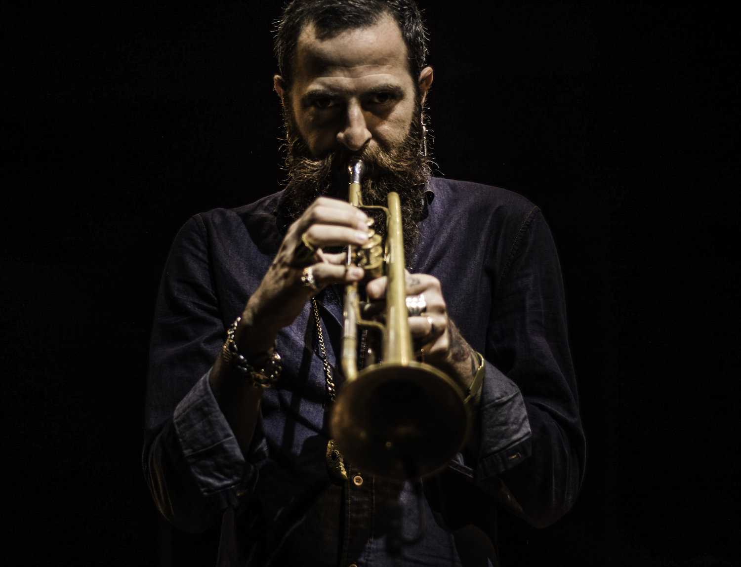 Jazz_Avishai-Cohen_Moods_Zurich_ZivRavitz_szenik