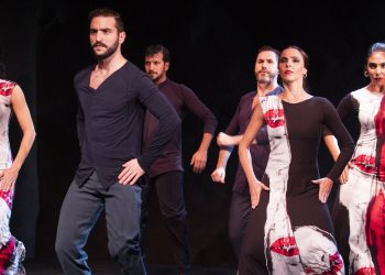 Tanz_Theater-Tuchlaube-Aarau_Flamencos_en_route_rondo-flamenco_szenik
