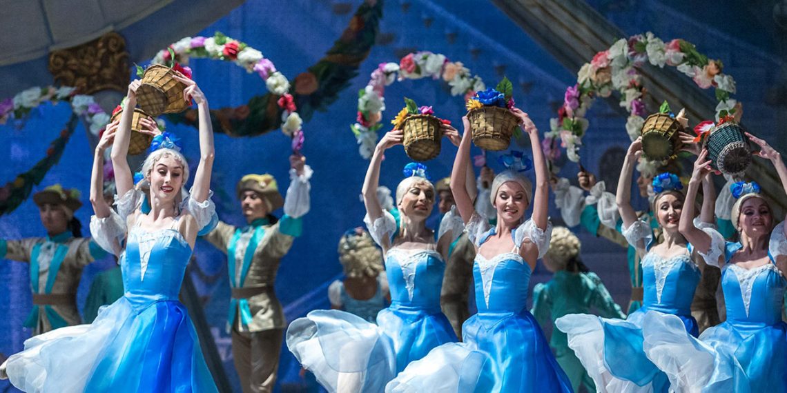 Ballett_Dornröschen_das russische Nationalballett_burghof Lörrach_szenik