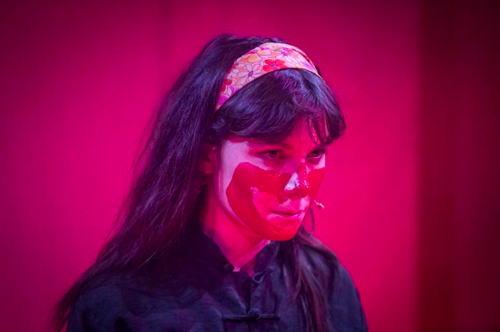 THEATRE_LES JOUEURS_MAO II_LES NOMS_JULIEN GOSSELIN_C_SIMON GOSSELIN_MAILLON_STRASBOURG_SZENIK