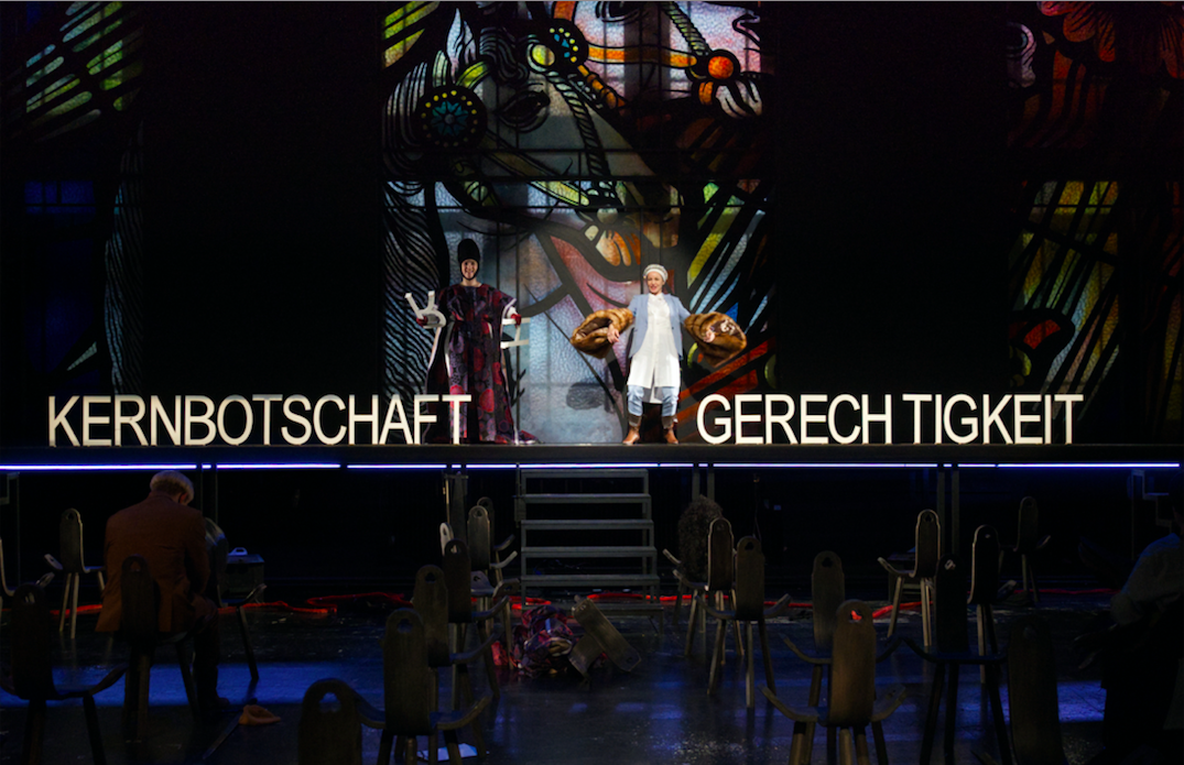 THEATER_KOHLHAAS_SAARLAENDISCHES STAATSTHEATER_SAARBRUECKEN_c_Astrid Karger_SZENIK