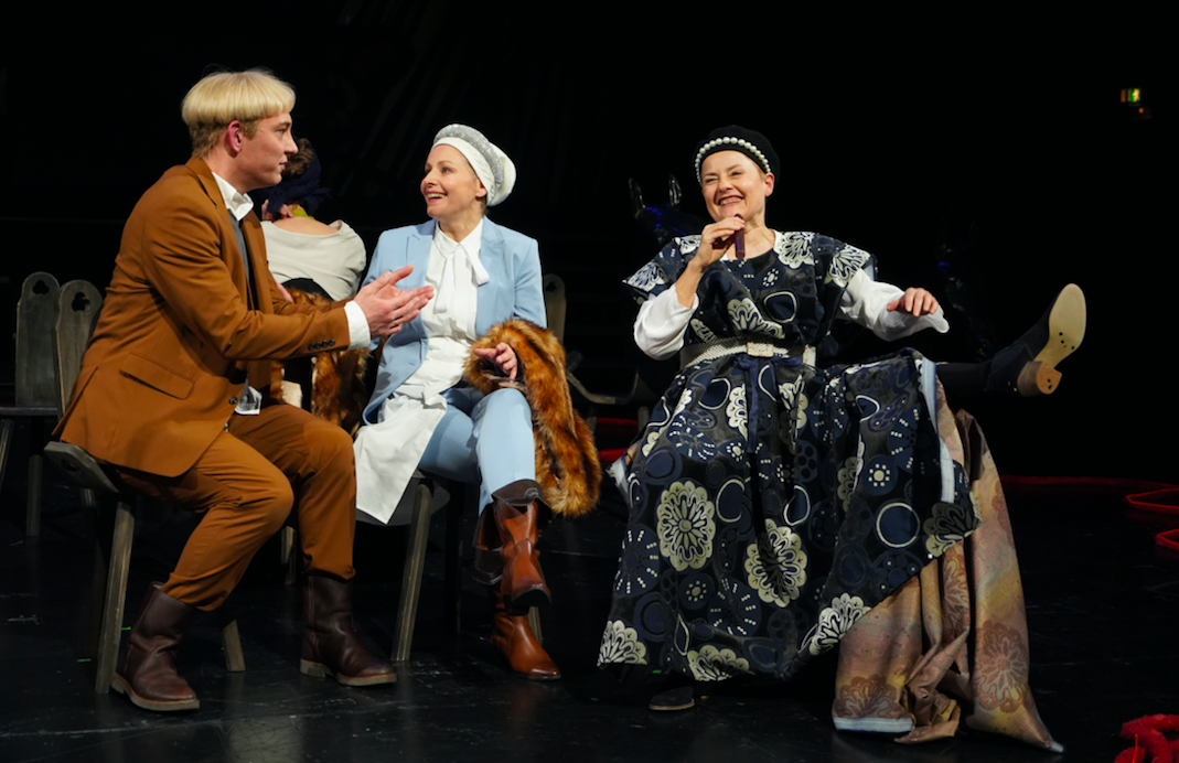 THEATER_KOHLHAAS_SAARLAENDISCHES STAATSTHEATER_SAARBRUECKEN_c_Astrid Karger_SZENIK