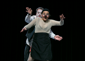 THEATRE_PETITES MORTS_CECILE GHEERBRANT_C_AGNES WEILL_TAPS LAITERIE STRASBOURG_SZENIK