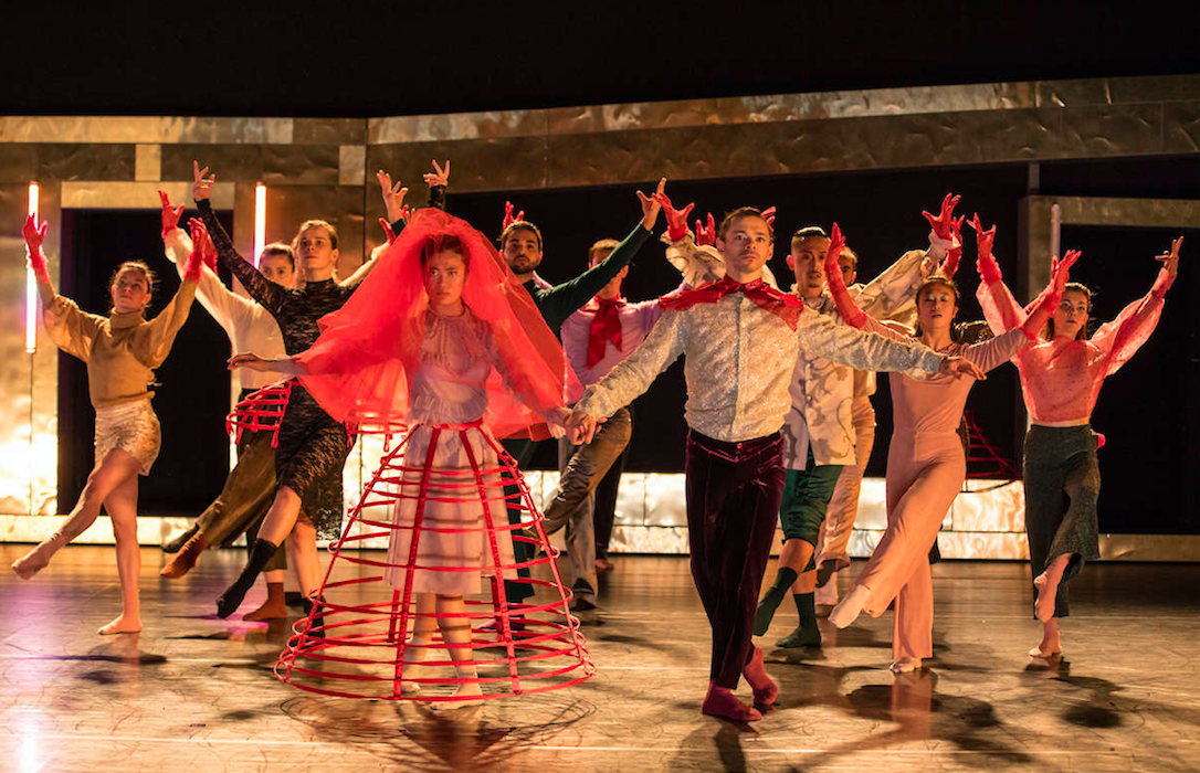 TANZ_LEONCE UND LENA_KONZERTTHEATER BERN_C_GREGORY BATARDON_SZENIK