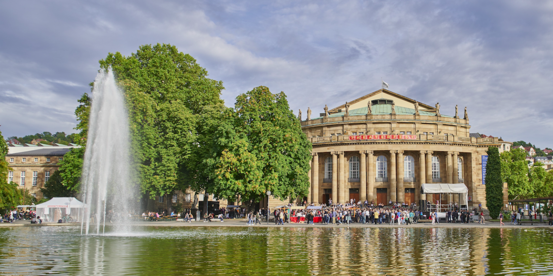 OPER_STAATSOPER STUTTGART_C_MARTIN SIGMUND_SZENIK
