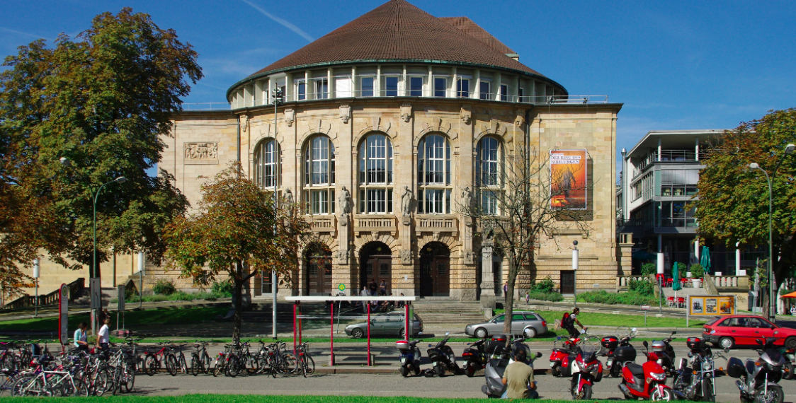 Opernzeit im Wohnzimmer: Die Opern der grenzüberschreitenden Region Grand Est musizieren gegen den Coronavirus.