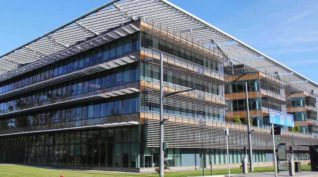 Covid-19 : des initiatives et des réponses concrètes pour soutenir le secteur culturel durant la crise I France