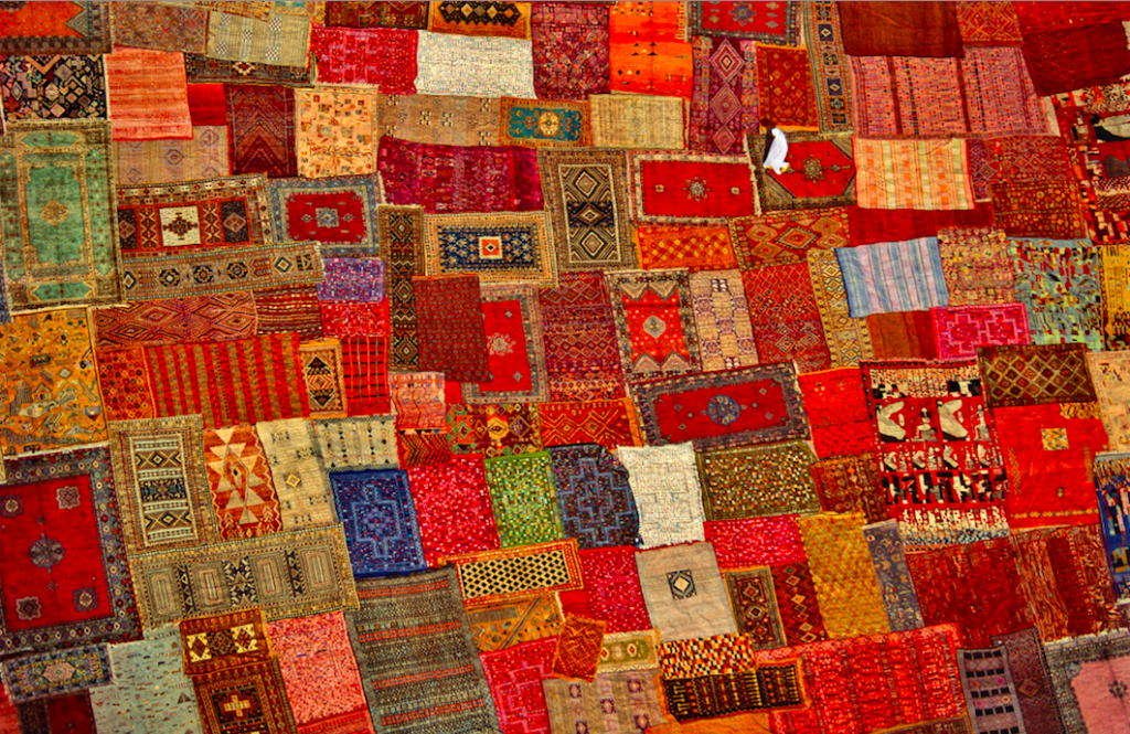 TAPIS À MARRAKECH, MAROC © Y.Arthus-Bertrand