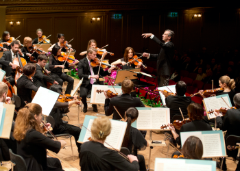 PHILHARMONIA ZURICH_OPERNHAUS ZURICH_C_MONIKA RITTERSHAUS_SZENIK