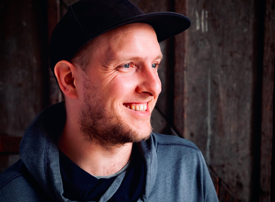 18.07.20_MusikZaubereiPoetry_Ansgar Hufnagel_Foto_Julian Bletscher.JPG