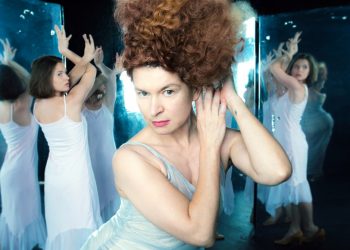 theater_die bitteren tranen petra von kant_staatstheater mainz_c_andreas etter_szenik