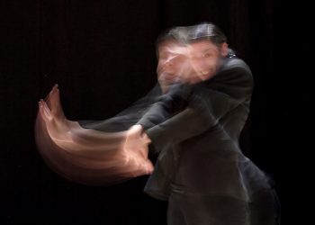 LiebenSieGershwin_BernhardWeis_AndrewCummings_theaterhaus stuttgart_gauthier dance company_szenik
