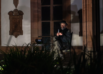 die_marchen_von_michael_kohlmeier_c_xenia_zezzi-vorstadttheater basel-szenik