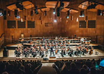 Pressefoto Basel Sinfonietta_Warschauer Herbst 2019_Foto_Grzesiek Mart.jpg