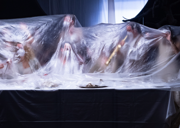 Die Staatsoper Stuttgart zeigt eine virtuelle Ausstellung zu Leben, Tod und Auferstehung in sieben Stationen