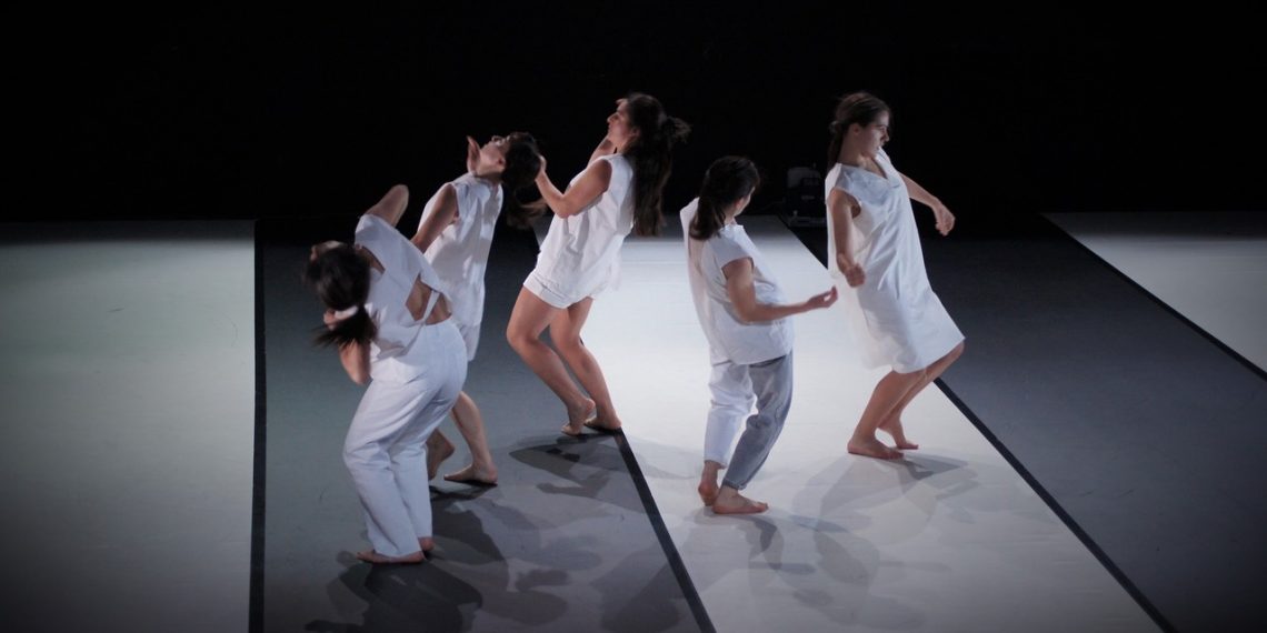 CieInCorpus-LaMarcheNébuleuse-Isa Photographie.jpeg