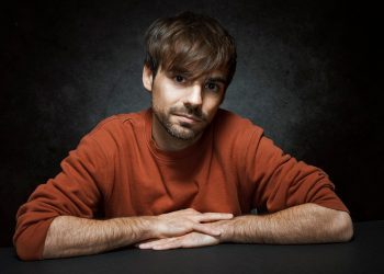 Draußen und sicher: Vorverkauf startet für „SWR3 Comedy Festival“ 2021 in Bad Dürkheim