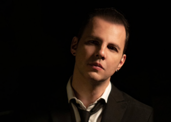 Teodor Currentzis bleibt weitere drei Jahre Chefdirigent des SWR Symphonieorchesters