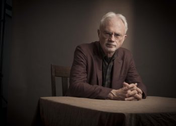 John Adams dirigiert John Adams