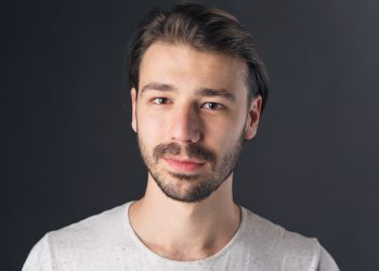 Stuttgart: Das erfolgreiche JES-Stück „Oma Monika – was war?“ von Milan Gather wurde für den KinderStückePreis der 47. Mülheimer Theatertage nominiert