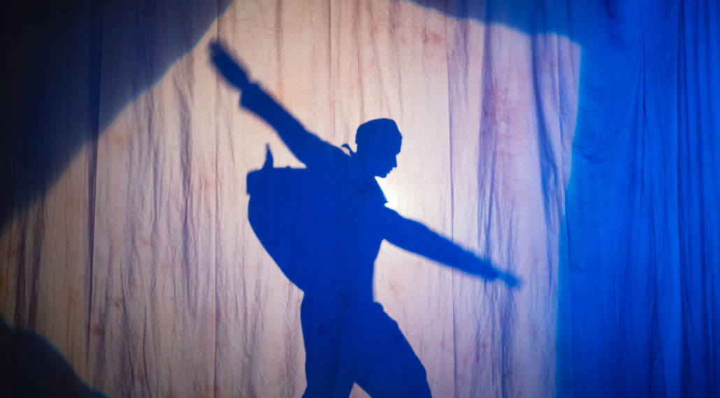 Interview mit Jana Vetten zu ihrer Inszenierung von „Krabat“ im Theater im Marienbad: „Theater ist eine soziale Kunst.“