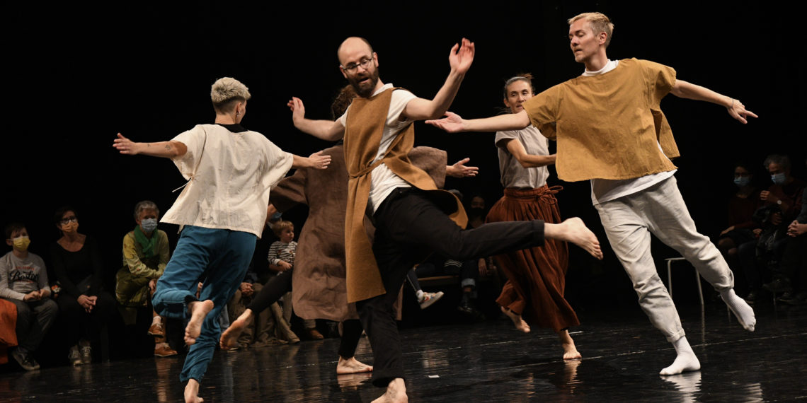 « NARR : pour entrer dans la nuit », une rencontre avec Vidal Bini ! – « La danse c’est chacun et c’est tous·tes ensemble, c’est le connu et l’inconnu. »