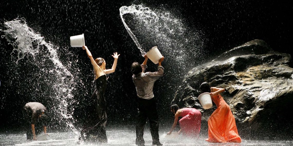 Ludwigsburger Schlossfestspiele: Vorverkaufsstart am 1. Dezember für Pina Bauschs »Vollmond« mit dem Tanztheater Wuppertal