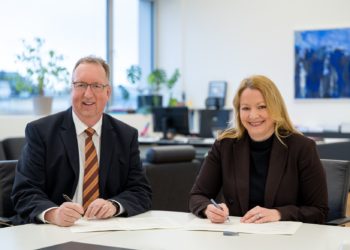 Prof. Dr. Matthias Almstedt bleibt für weitere fünf Jahre Kaufmännischer Direktor des Saarländischen Staatstheaters