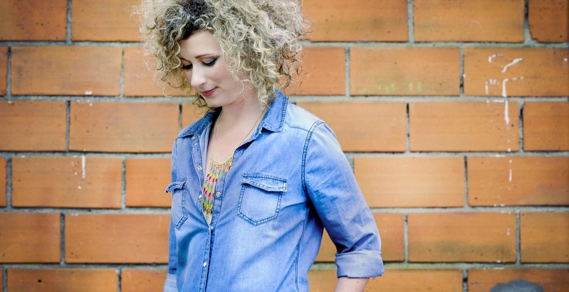 Sophie Darly présente Love with a Twist