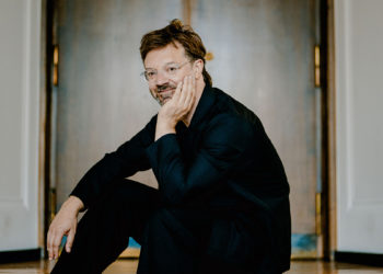 Theater Freiburg: Interview mit Generalmusikdirektor André de Ridder
