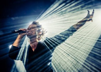 Robyn Bennett en concert