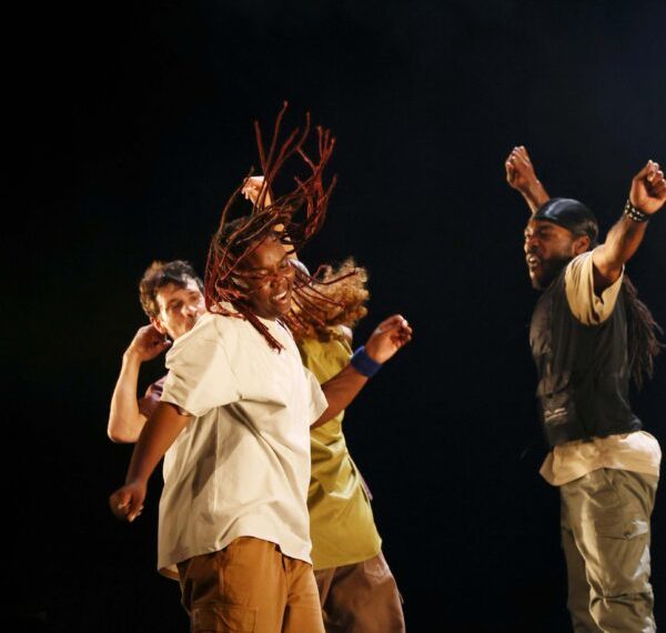 HÉRACLÈS SUR LA TÊTE