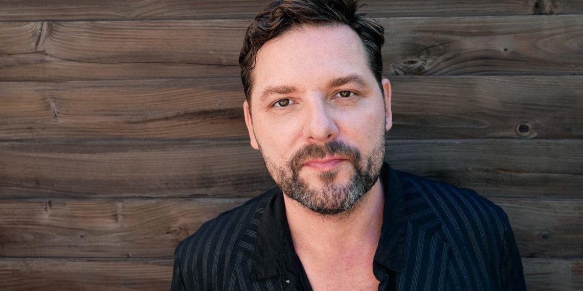 CHRISTOPH MEHLER feiert Premiere als neuer Schauspieldirektor im Saarländischen Staatstheater mit ENDSTATION SEHNSUCHT