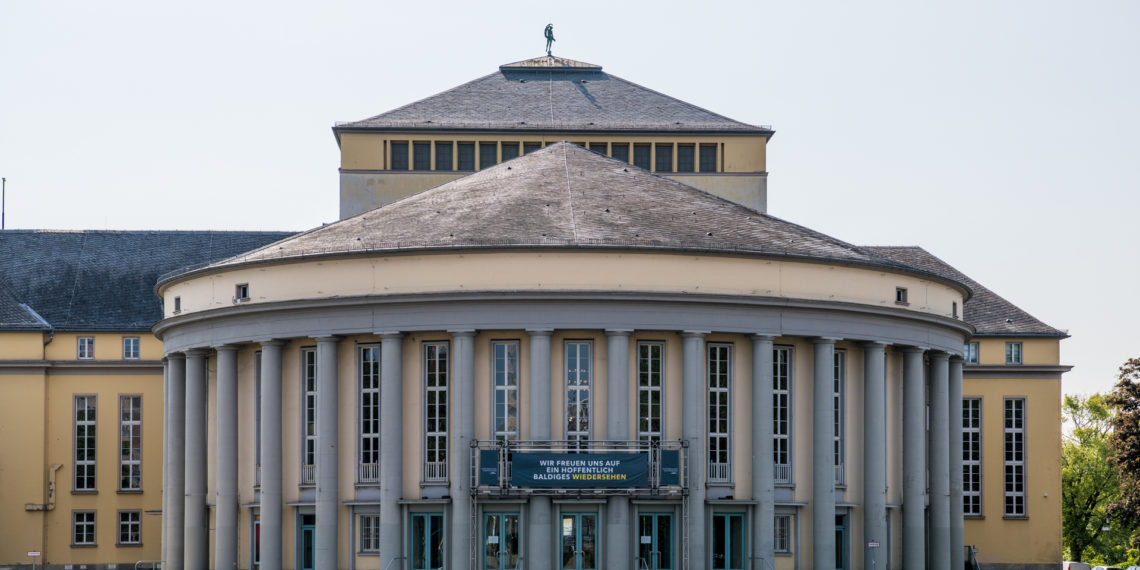 Draußen vor der Tür